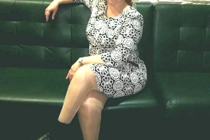 Luna, 35 — Escort in Dubenec, Czech Republic