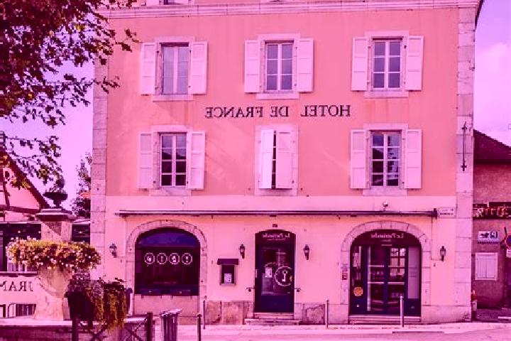 Luna, 35 — Escort in Ferney-Voltaire, France