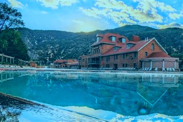 Luna, 35 — Escort in Glenwood Springs, United States