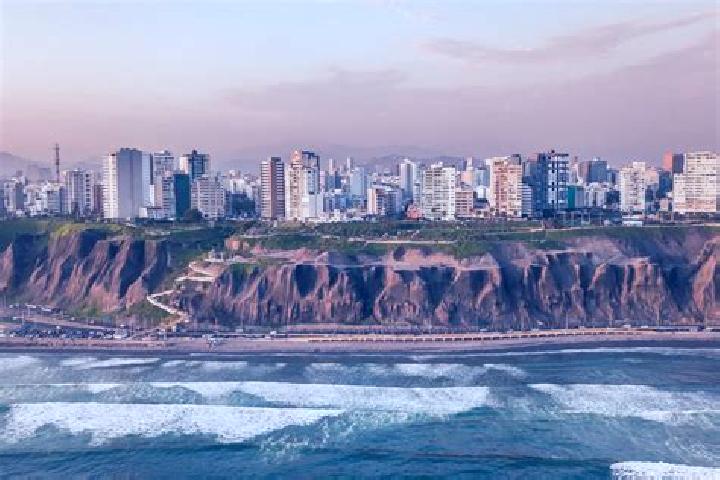 Luna, 35 — Escort in Iquipi, Peru