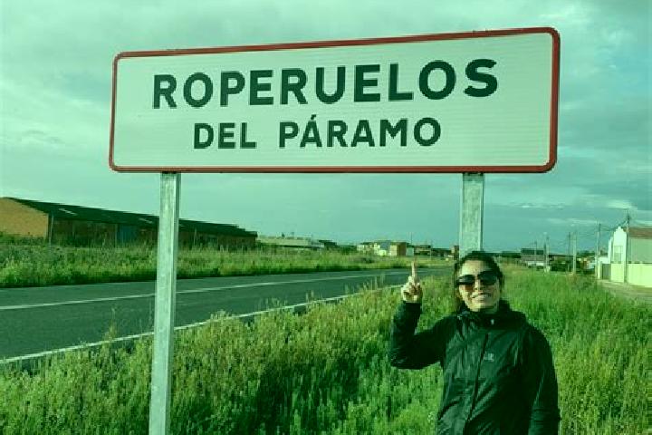 Luna, 35 — Escort in Roperuelos del Paramo, Spain