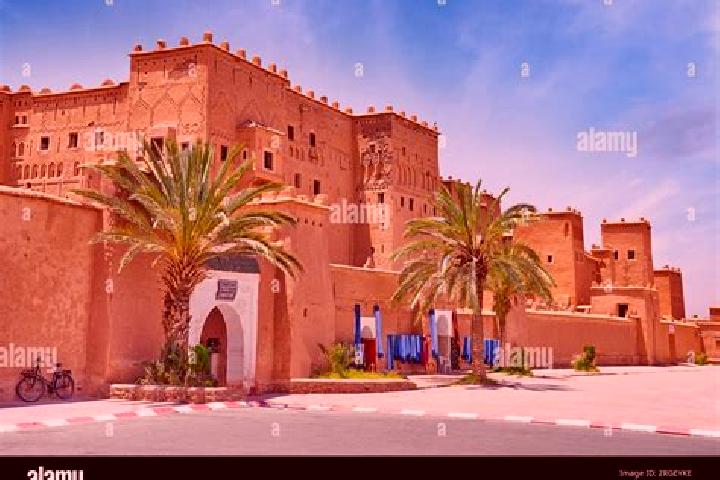 Luna, 35 — Escort in Taourirt, Morocco