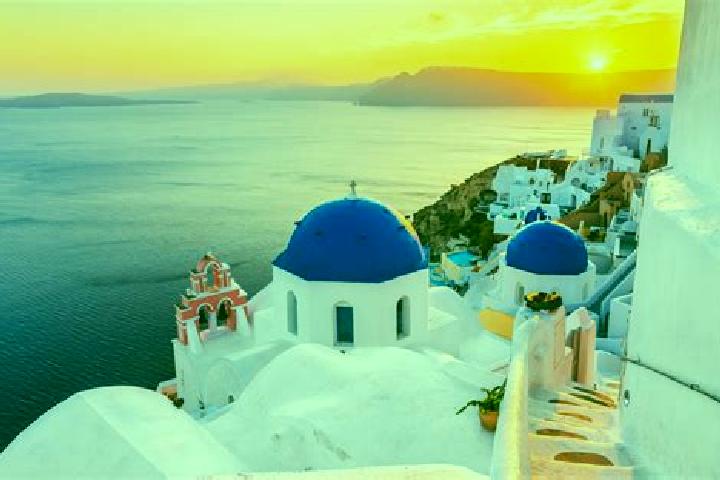 Luna, 35 — Escort in Vamvakofyto, Greece