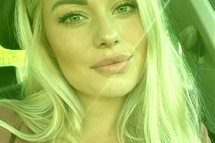 Luna, 36, a blonde hazel-eyed mixed companion based in Argolikon. Offering Prostate Massage, Domination, CIM. Available for incall and outcall, overnight boo...