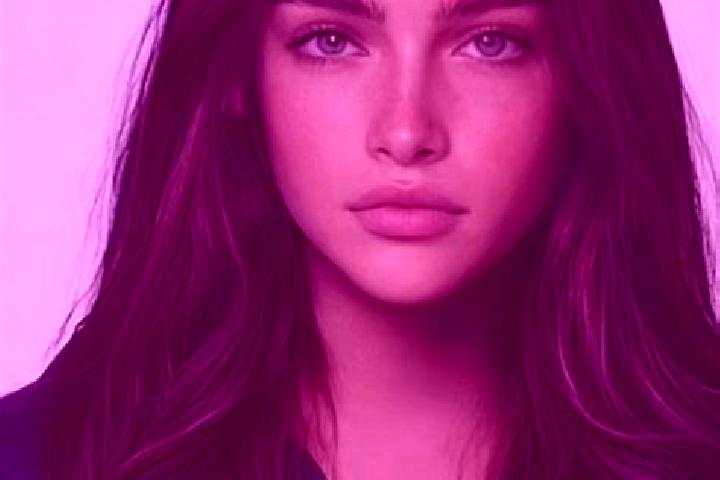 Luna, 36, a brunette blue-eyed caribbean companion based in Bozdar Wada. Offering Travel Companion, Party Girl, Tantra, Roleplay. Available for incall and ou...