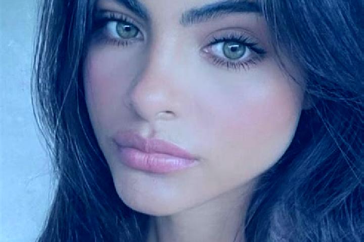 Luna, 36, a chestnut hazel-eyed latina companion based in Lons-le-Saunier. Offering Overnight, Couples, GFE, Striptease. Available for incall and outcall, ov...