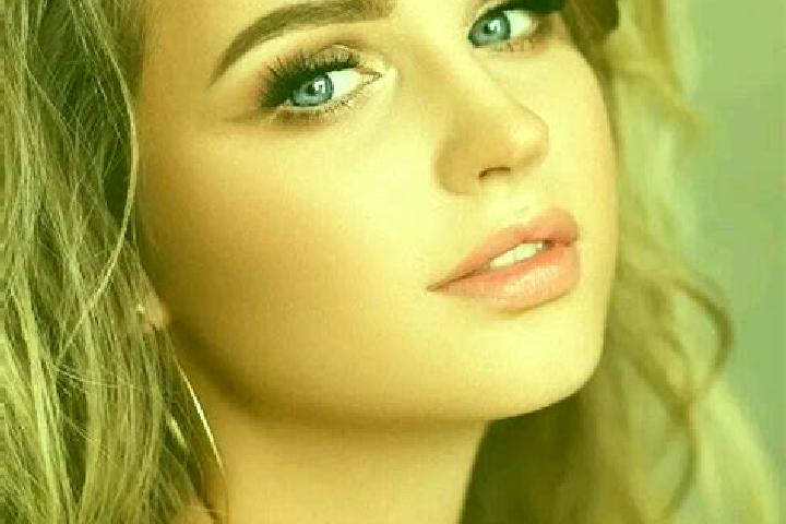 Luna, 36, a dark blonde blue-eyed mediterranean companion based in Estillac. Offering Tantra, BDSM, Massage. Available for incall and outcall, overnight book...