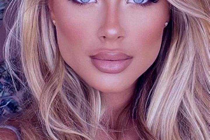 Luna, 36, a platinum blonde blue-eyed latina companion based in Sao Martinho da Serra. Offering GFE, Duos, Travel Companion, Prostate Massage. Available for ...