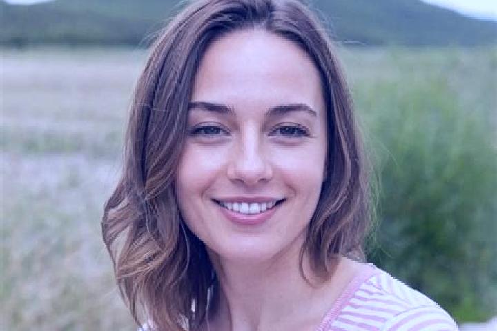 Luna, 36 — Escort in Bagley, United States