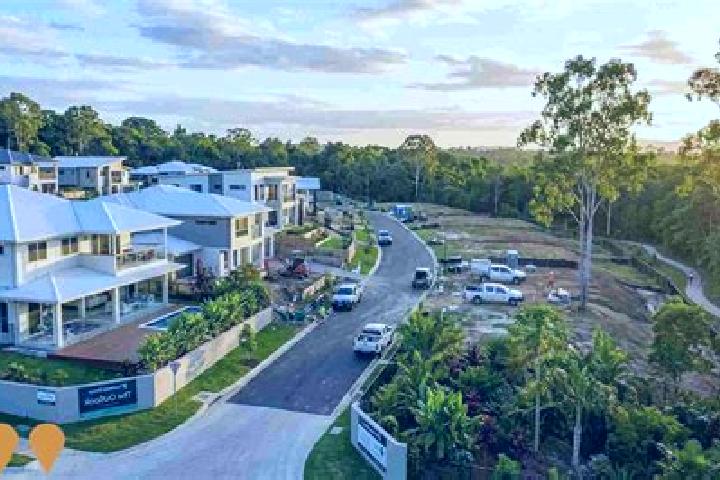 Luna, 36 — Escort in Bentley Park, Australia