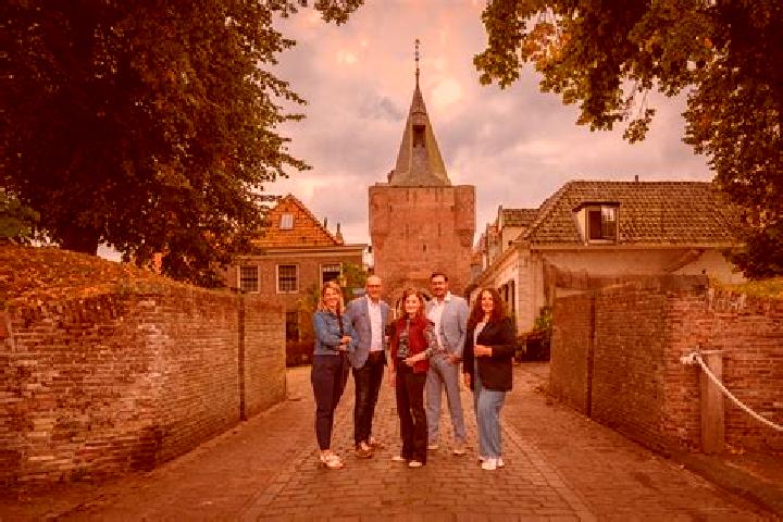 Luna, 36 — Escort in De Steeg, Netherlands