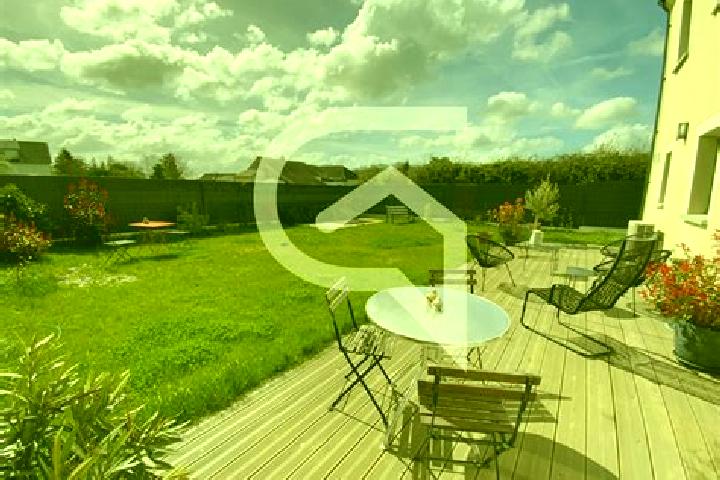 Luna, 36 — Escort in Les Breviaires, France