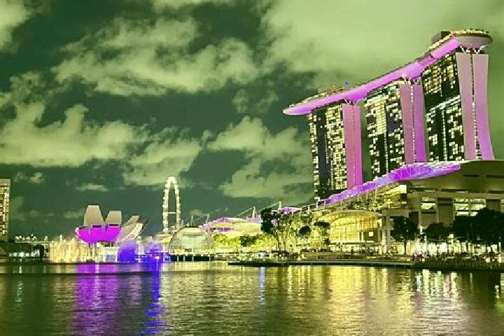 Luna, 36 — Escort in Marina Bay, Singapore