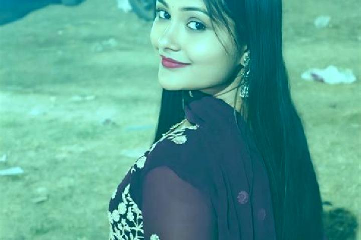 Luna, 36 — Escort in Medinipur, India