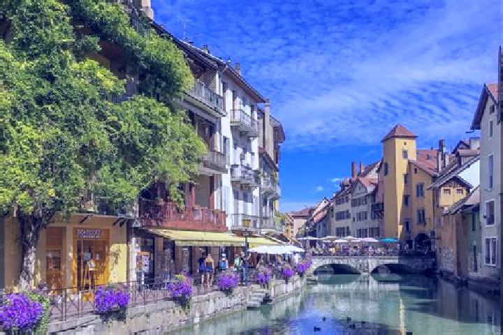 Luna, 36 — Escort in Ney, France