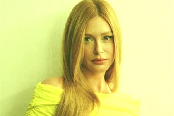 Luna, 36 — Escort in Ruy Barbosa, Brazil