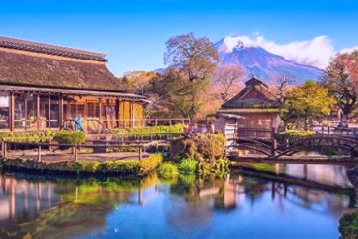 Luna, 36 — Escort in Uken, Japan