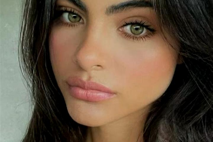 Luna, 37, a black hazel-eyed latina companion based in Tirurageswaram. Offering Roleplay, Dinner Date, Fetish, Erotic Massage. Available for incall and outca...