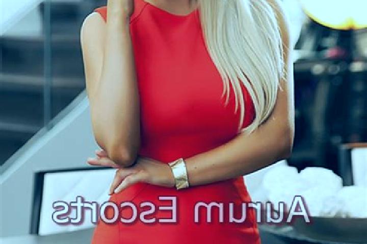 Luna, 37, a blonde amber-eyed mixed companion based in Montournais. Offering 69, Domination. Available for incall and outcall, day and evening dates.