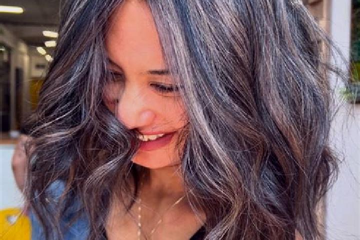 Luna, 37, a brunette grey-eyed middle eastern companion based in Yilaha. Offering Erotic Massage, Prostate Massage, Girlfriend Experience, 69. Available for ...