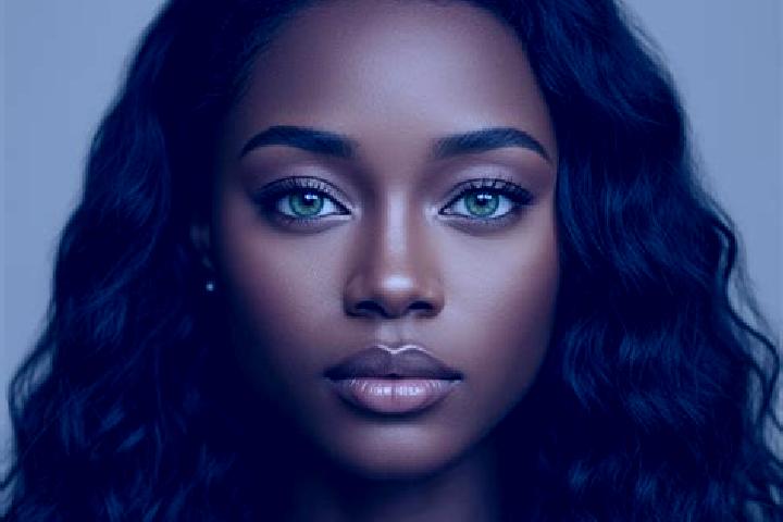 Luna, 37, a red green-eyed ebony companion based in Youhao. Offering Travel Companion, BDSM, OWO, Duos, 69. Available for incall and outcall, overnight booki...