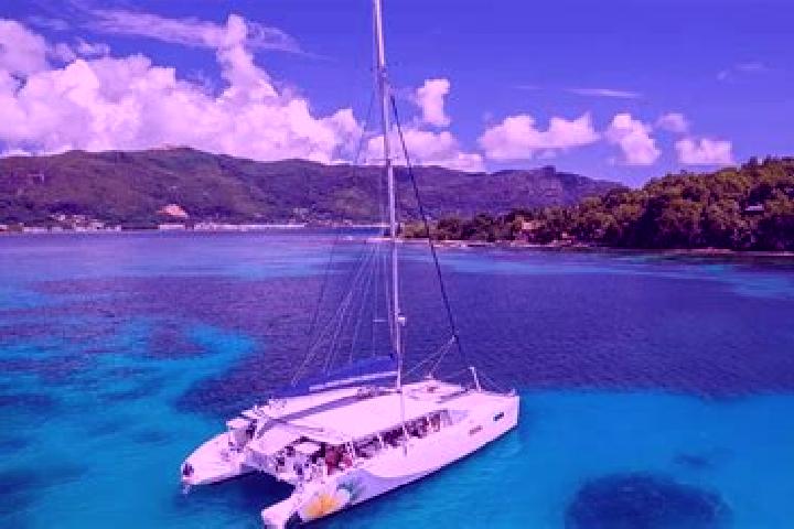 Luna, 37 — Escort in Baie Sainte Anne, Seychelles