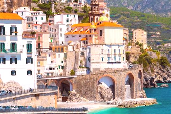 Luna, 37 — Escort in Bosentino-Migazzone, Italy