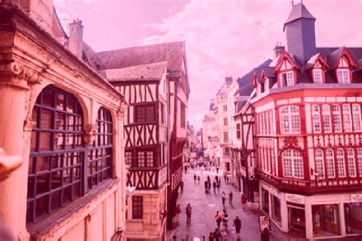 Luna, 37 — Escort in Buigny-Saint-Maclou, France