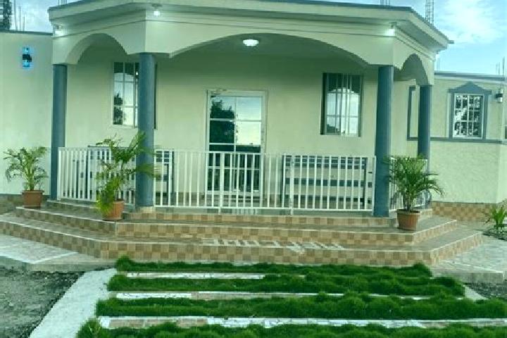 Luna, 37 — Escort in Pignon, Haiti
