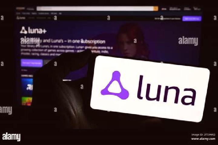 Luna, 37 — Escort in Vytylivka, Ukraine