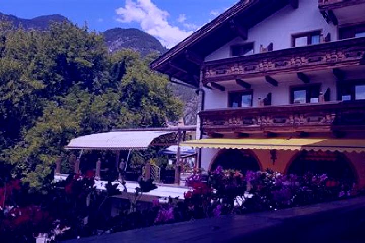 Luna, 37 — Escort in Zirl, Austria