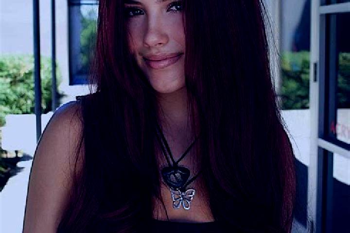 Luna, 38, a auburn dark-eyed middle eastern companion based in Las Rosas. Offering Girlfriend Experience, CIM. Available for incall and outcall, overnight bo...