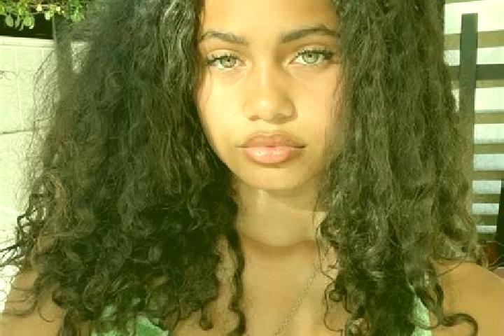 Luna, 38, a red green-eyed mixed companion based in Las Monicas. Offering Dinner Date, Travel Companion, Girlfriend Experience, BDSM, Overnight. Available fo...