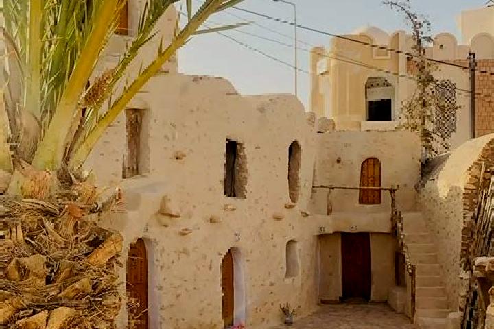 Luna, 38 — Escort in Ksar Kaddour, Algeria
