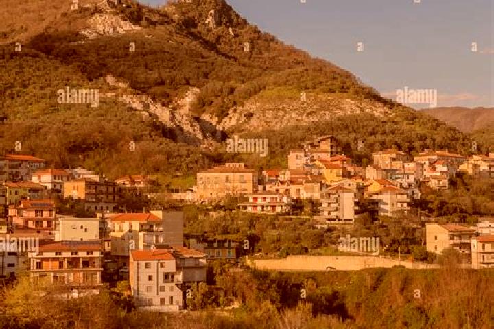 Luna, 38 — Escort in Montecorvino Rovella, Italy