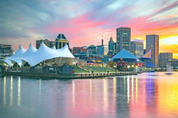 Luna, 38 — Escort in New Baltimore, United States