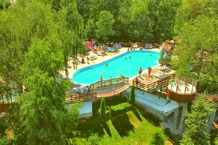 Luna, 38 — Escort in Peregu Mic, Romania
