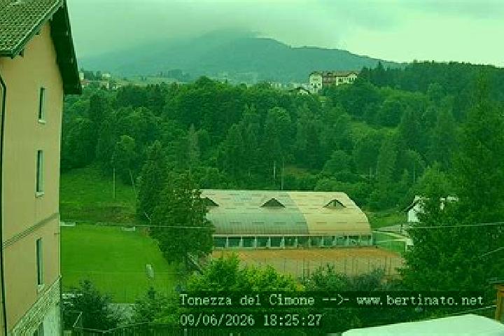 Luna, 38 — Escort in Tonezza del Cimone, Italy