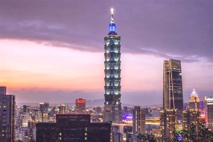 Luna, 38 — Escort in Yingge, Taiwan