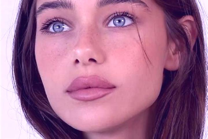 Luna, 39, a brunette blue-eyed middle eastern companion based in Suurbraak. Offering GFE, Striptease. Available for incall and outcall, overnight bookings av...