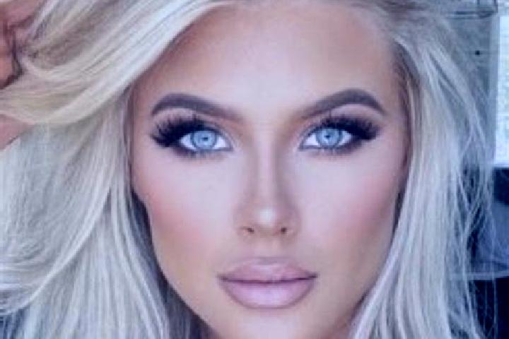 Luna, 39, a platinum blonde grey-eyed european companion based in Avery. Offering Roleplay, Massage, CIM. Available for incall and outcall, overnight booking...