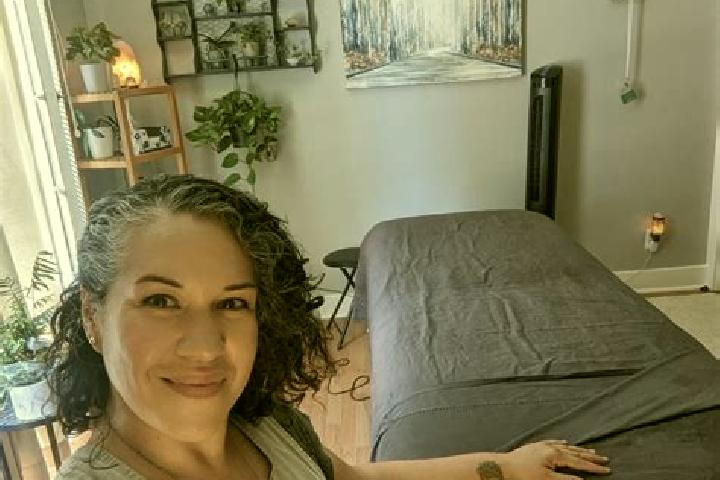 Luna, 39, a red brown-eyed middle eastern companion based in Kafr al Labad. Offering Travel Companion, Erotic Massage, Duos, Party Girl. Available for incall...