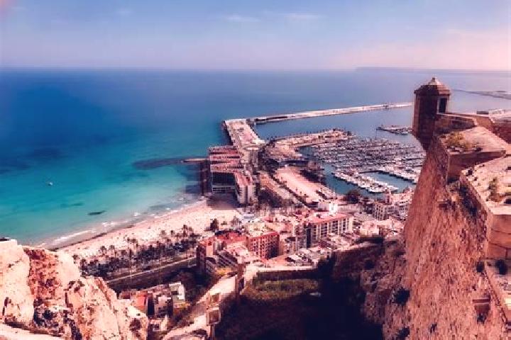 Luna, 39 — Escort in Elche, Spain