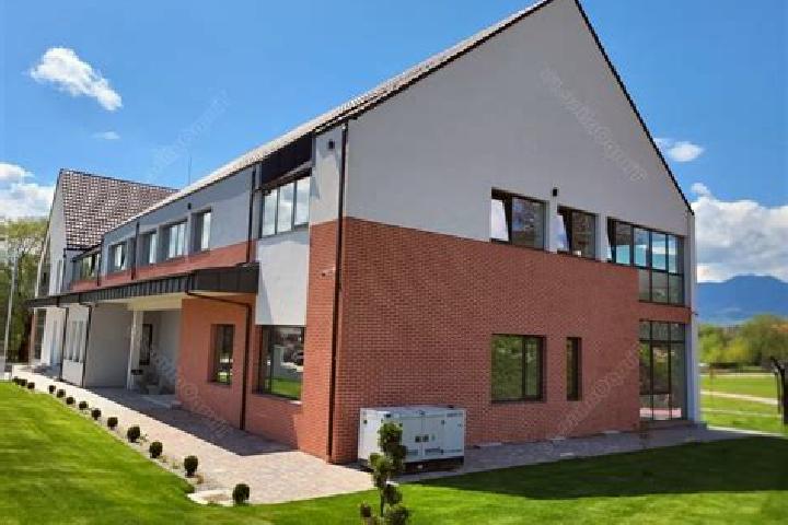 Luna, 39 — Escort in Prundu Bargaului, Romania