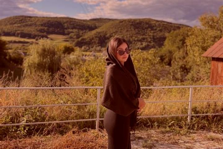 Luna, 39 — Escort in Raucesti, Romania