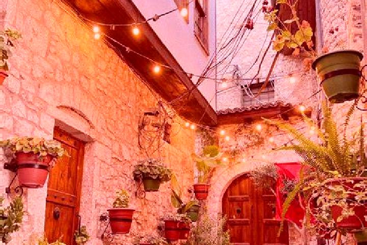 Luna, 39 — Escort in Vlashuk, Albania