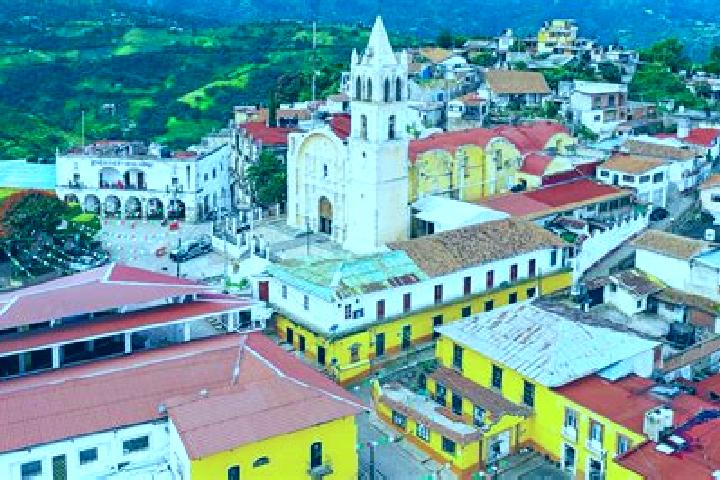 Luna, 39 — Escort in Zacualpa, Mexico