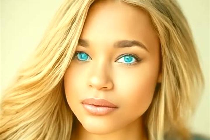 Madison, 20, a blonde brown-eyed latina companion based in Kirchworbis. Offering CIM, Erotic Massage, Striptease. Available for incall and outcall, overnight...