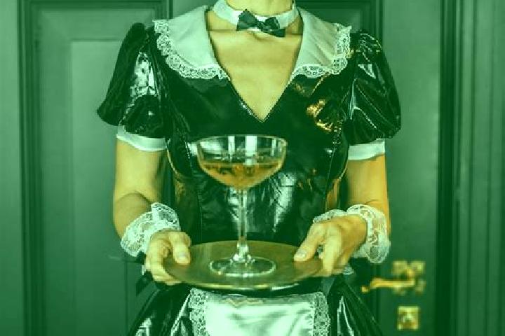 Madison, 20, a red dark-eyed european companion based in Kawapante. Offering OWO, 69, BDSM. Available for incall and outcall, day and evening dates.