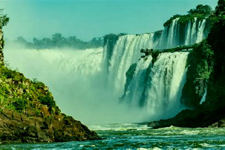 Madison, 20 — Escort in Cruzeiro do Iguacu, Brazil
